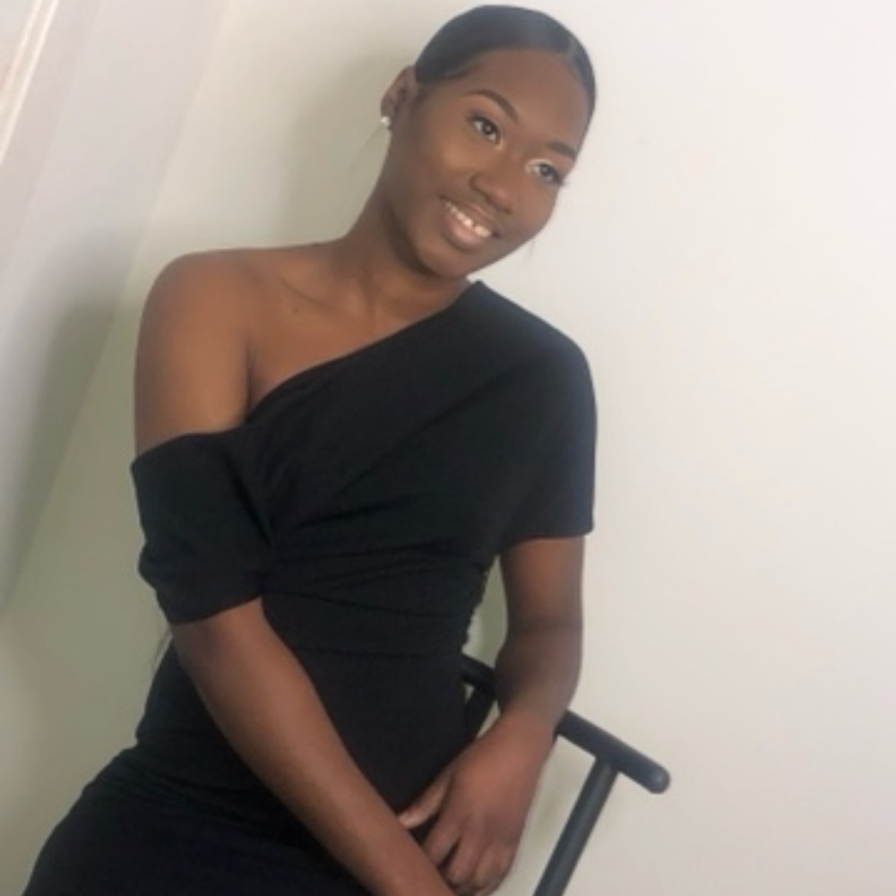 Size 6-Black- fitted- One Shoulder- ASOS formal dress